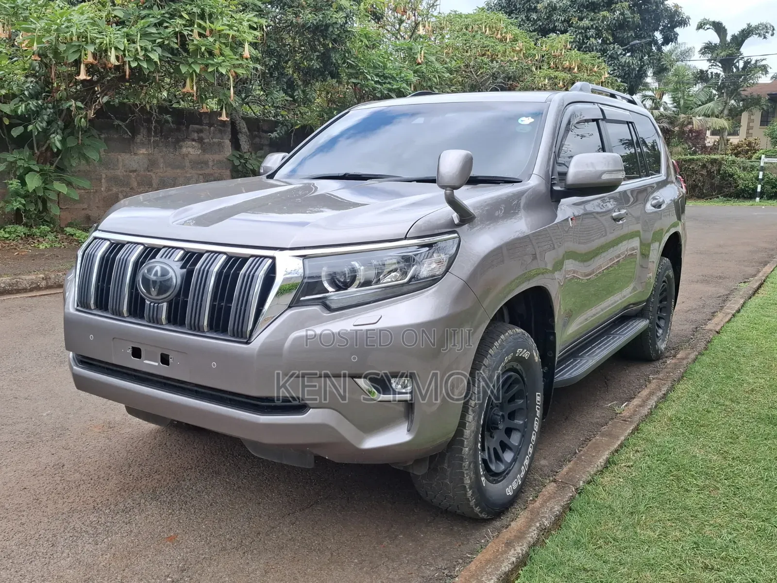 Toyota Land Cruiser Prado 2.8 2019 White