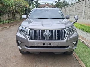 Toyota Land Cruiser Prado 2.8 2019 White
