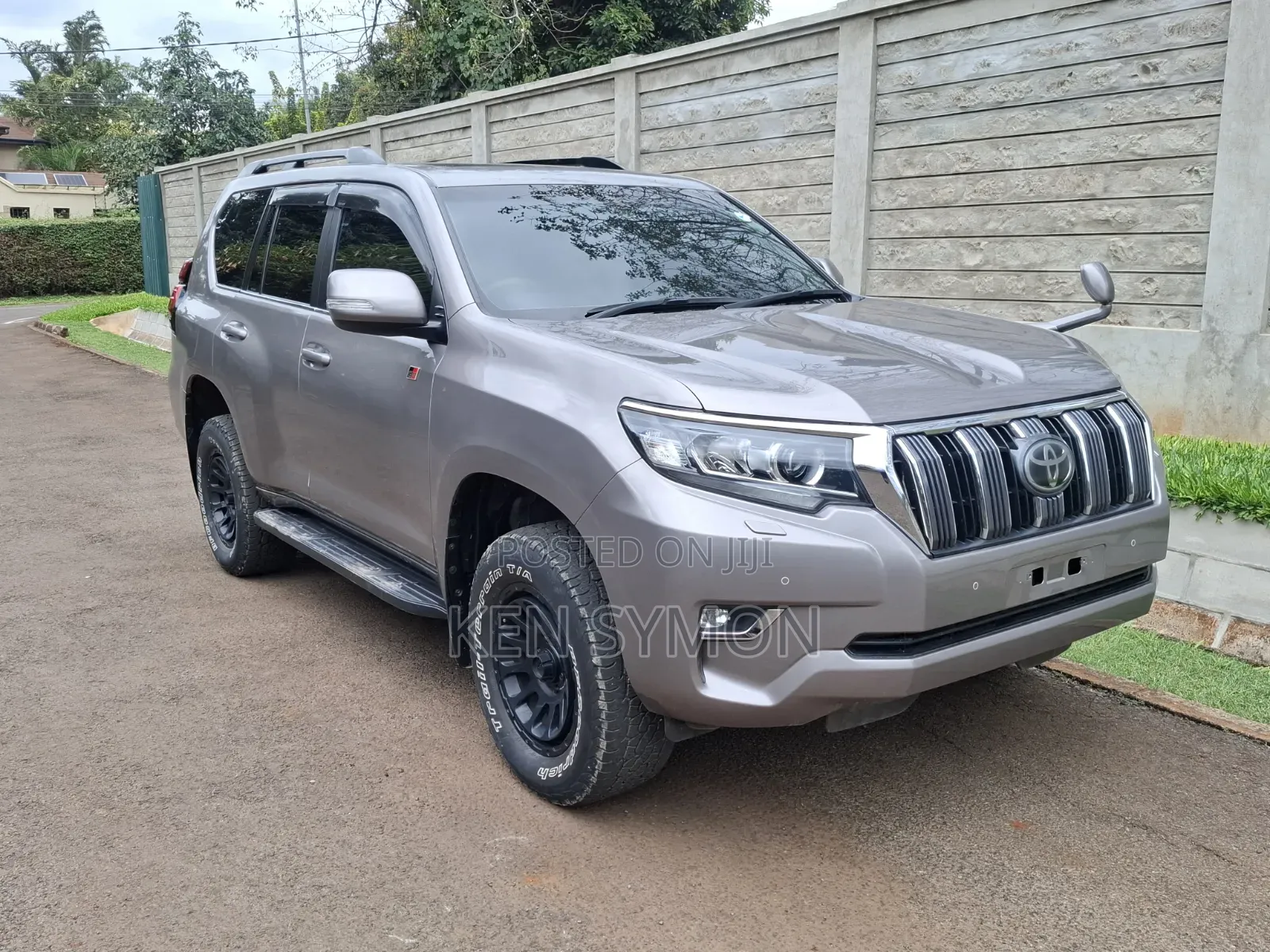 Toyota Land Cruiser Prado 2.8 2019 White