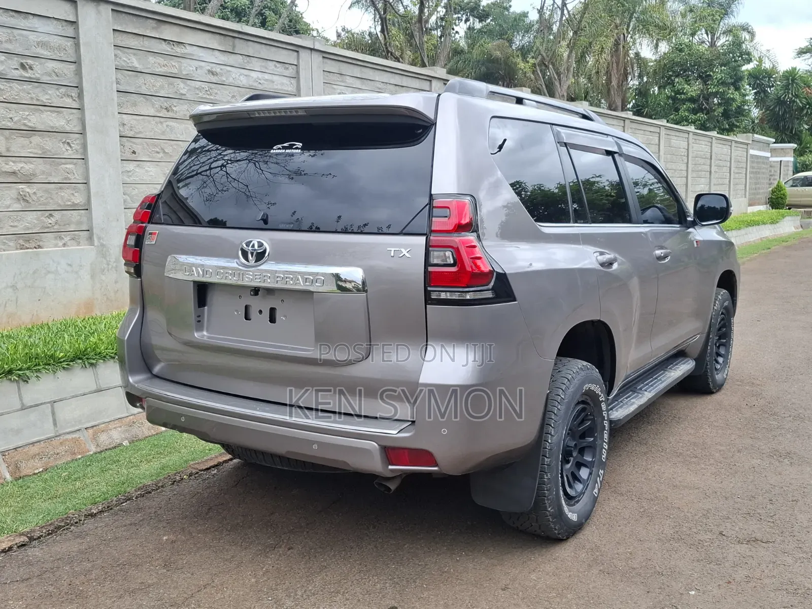 Toyota Land Cruiser Prado 2.8 2019 White