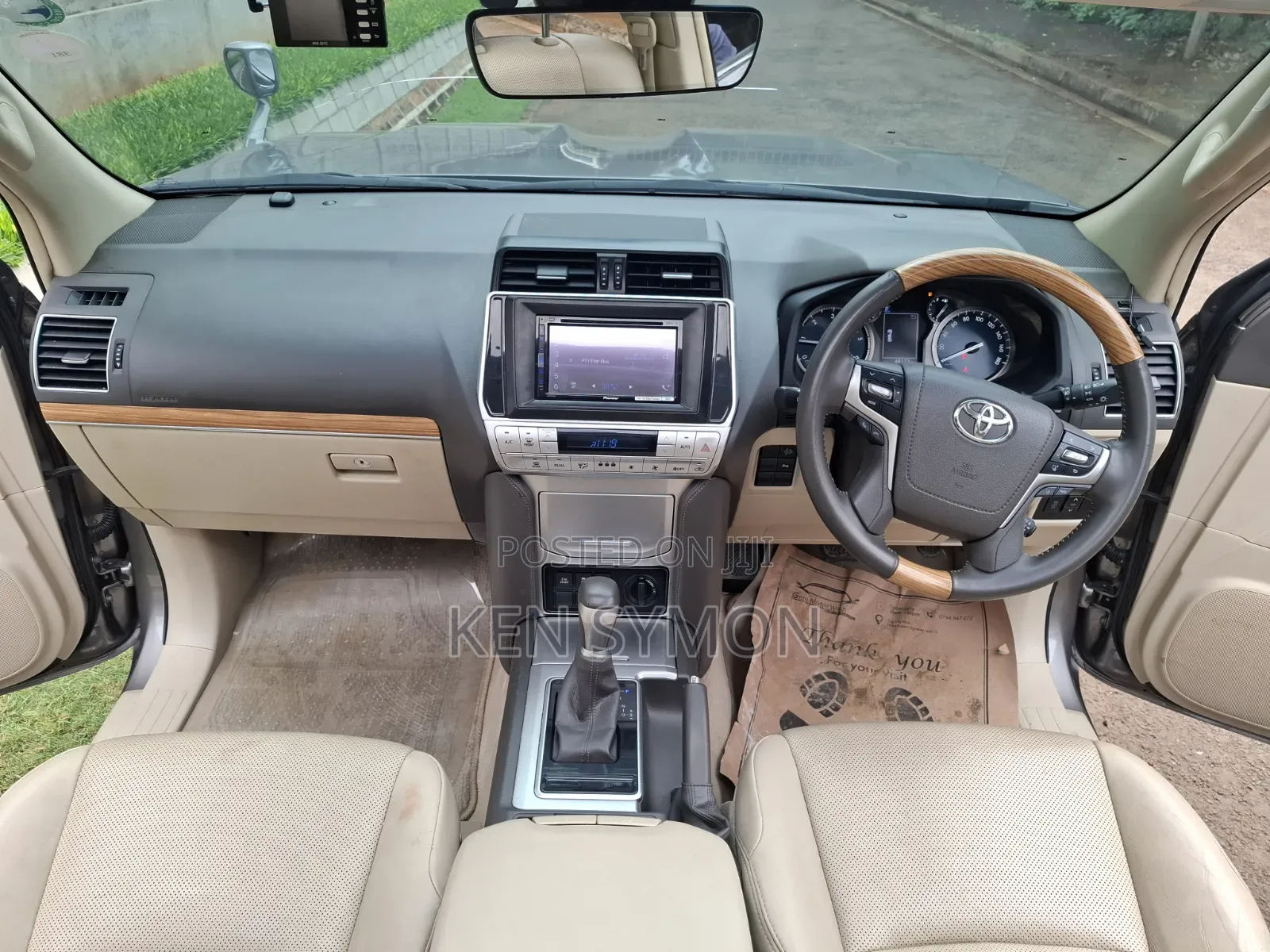 Toyota Land Cruiser Prado 2.8 2019 White