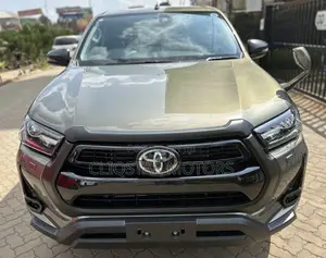 Toyota Hilux Revo Double Cab Deisel 2.4 AWD 2021 Gray