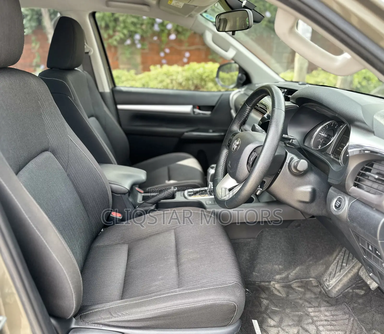 Toyota Hilux Revo Double Cab Deisel 2.4 AWD 2021 Gray