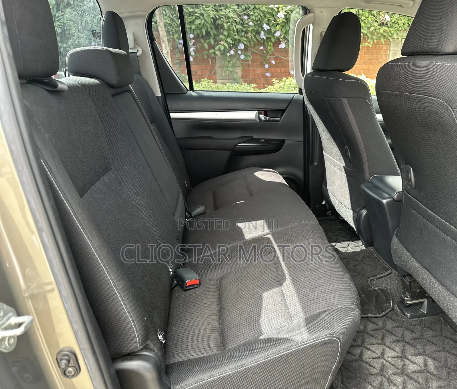 Toyota Hilux Revo Double Cab Deisel 2.4 AWD 2021 Gray