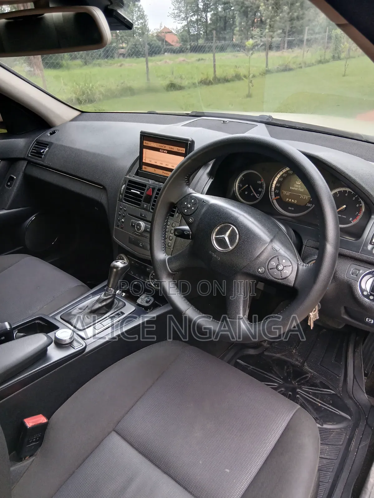 Mercedes-Benz C200 2009 White
