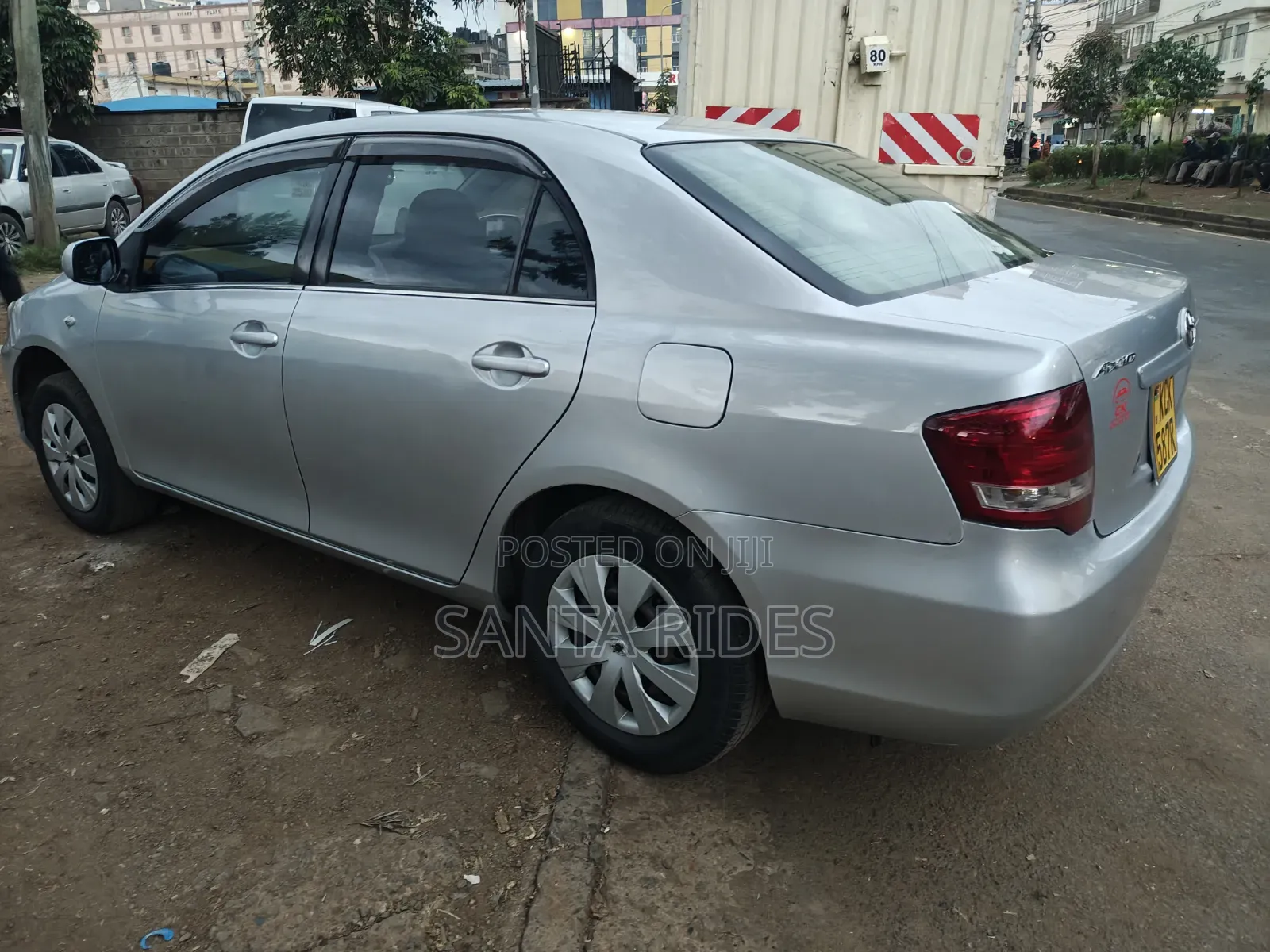 Toyota Axio 2011 Silver