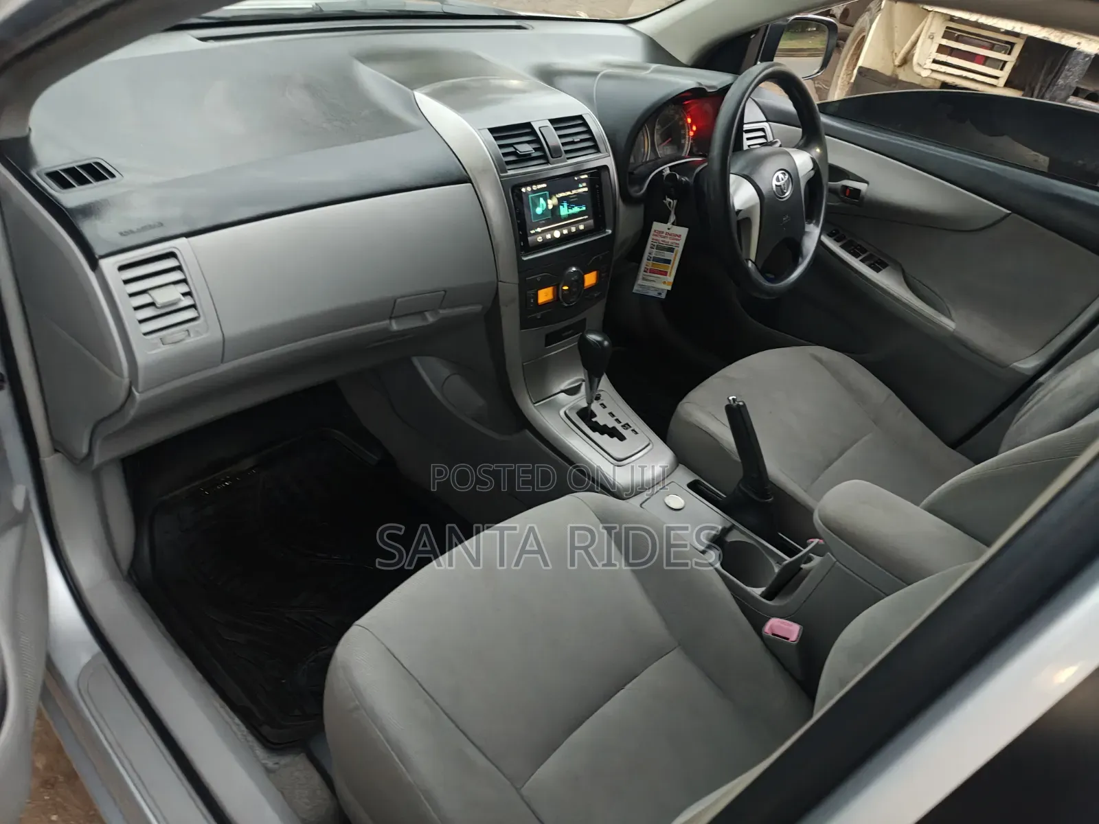 Toyota Axio 2011 Silver