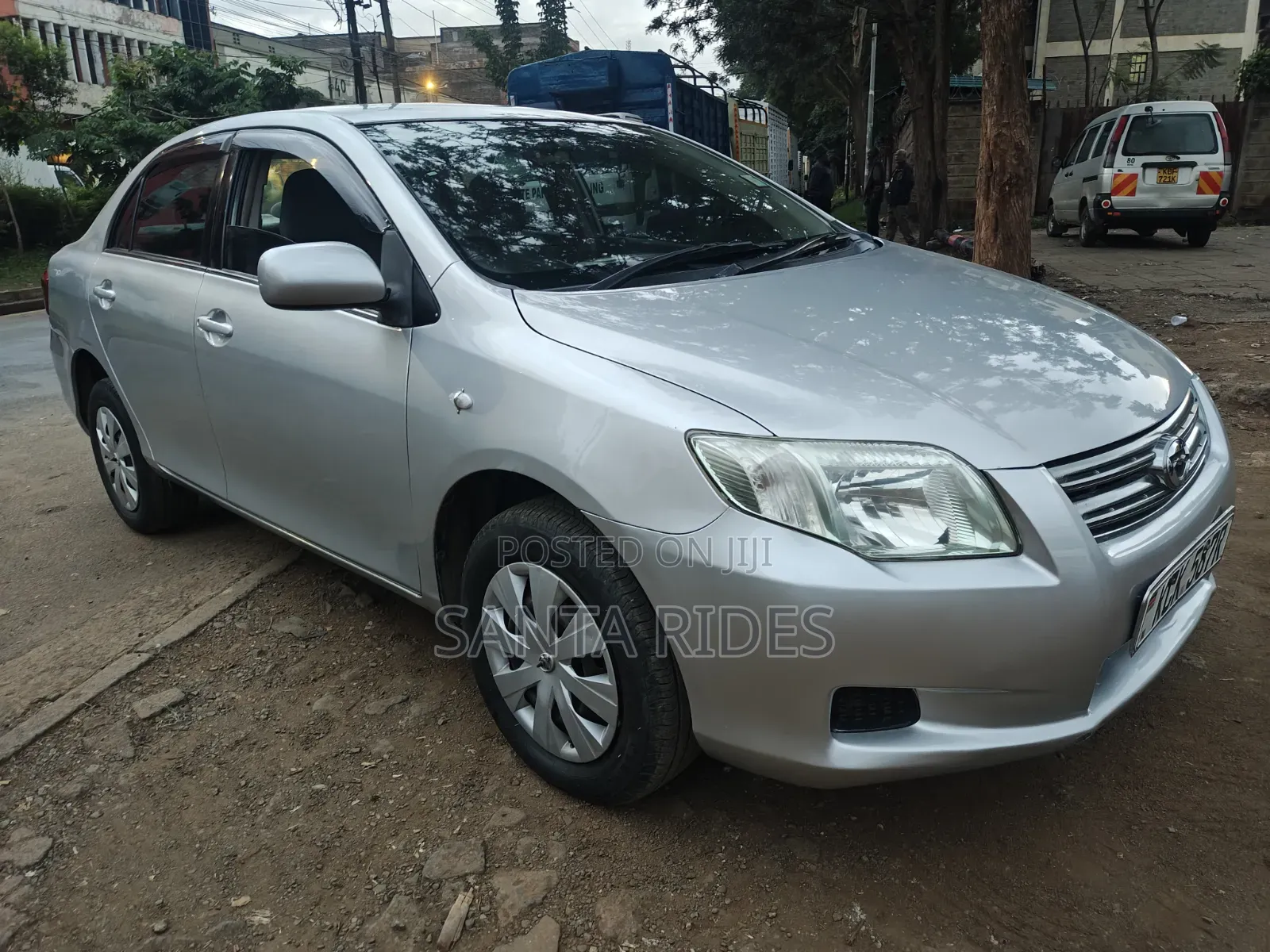 Toyota Axio 2011 Silver