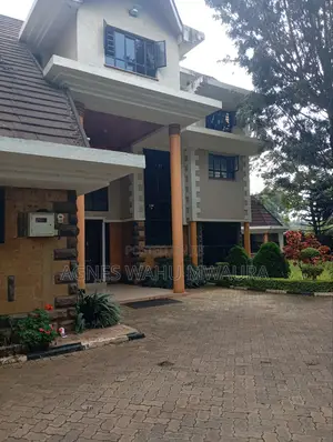 5bdrm Maisonette in Kerarapon Drive for sale