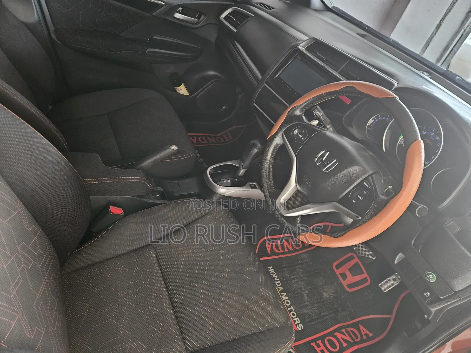 Honda Fit 2015 Orange