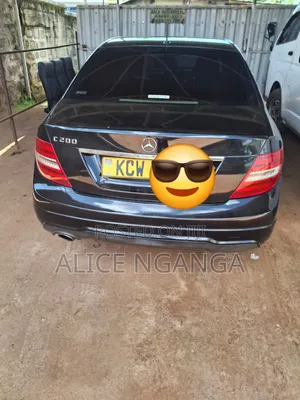 Mercedes-Benz C200 2012 Black