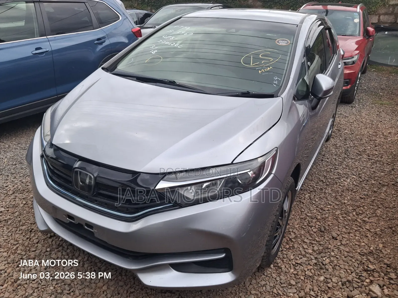 Honda Fit Shuttle 2019 Silver