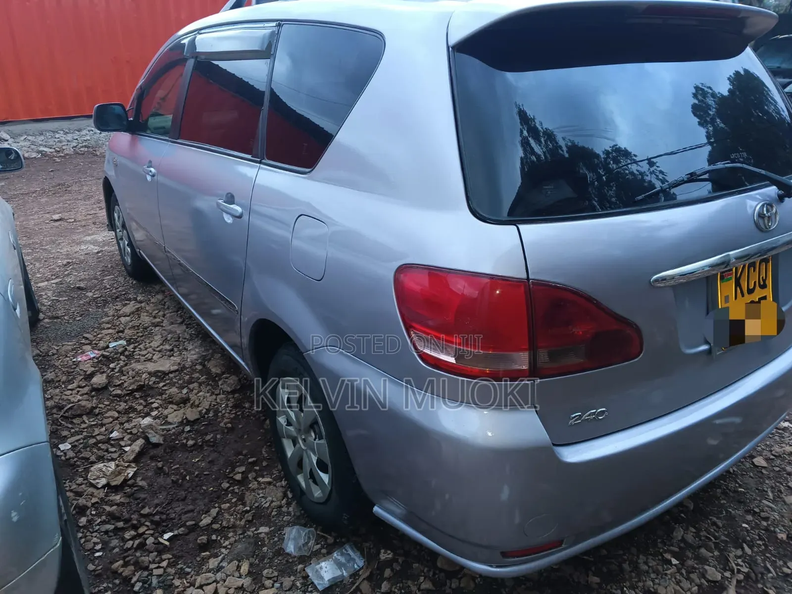 Toyota Ipsum 2003 Silver