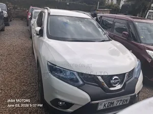 Nissan X-Trail 2016 White