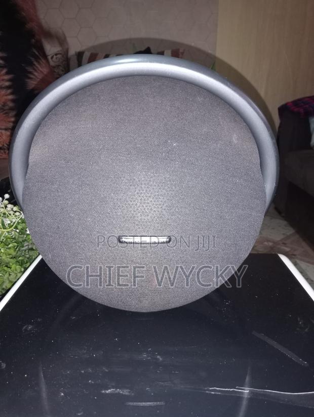 Bluetooth Speaker - thumbnail 2