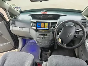 Toyota Noah 2007 Blue