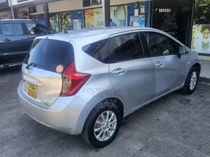 Nissan Note 2015 Silver