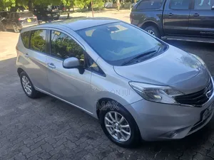 Nissan Note 2015 Silver