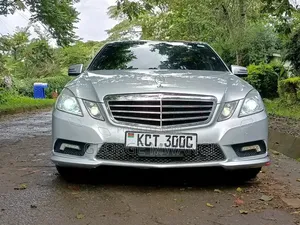 Mercedes-Benz E250 2011 Silver