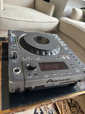 Pioneer CDJ 850