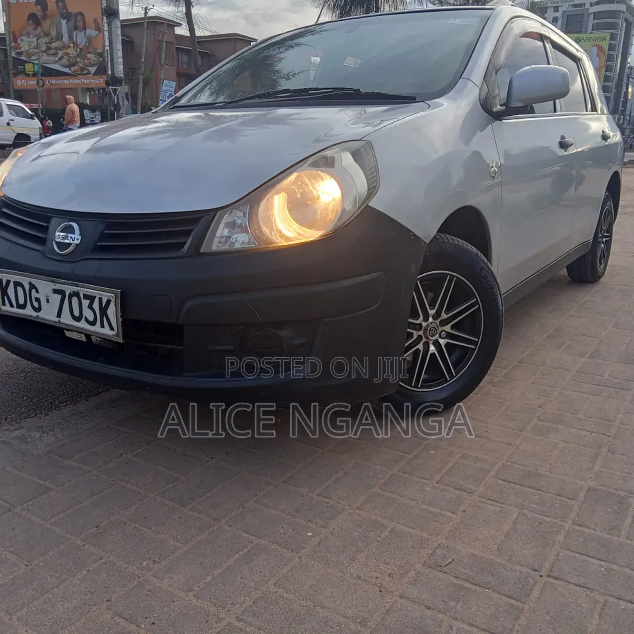 Nissan Advan 2014 Silver