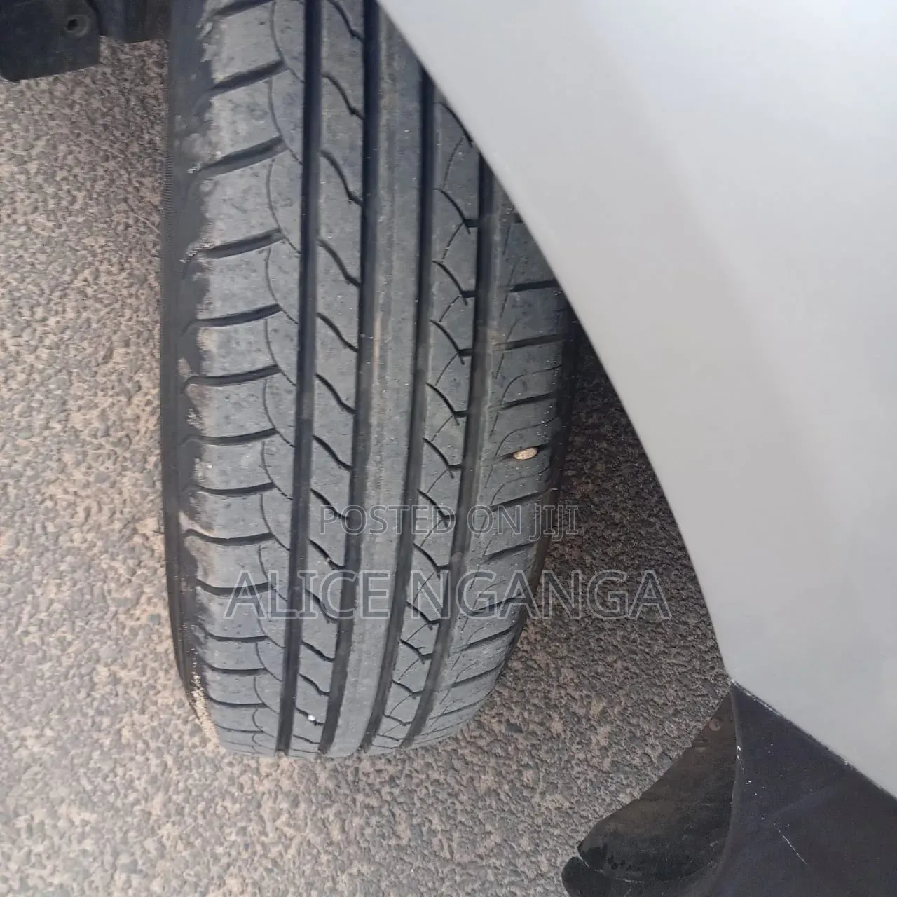 Nissan Advan 2014 Silver