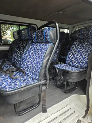 Toyota HiAce 2014 White