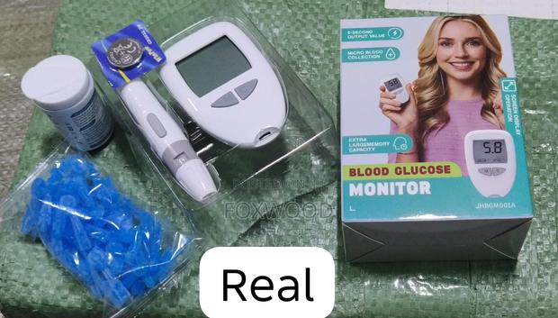 Blood Glucose Monitor Kit - thumbnail 2