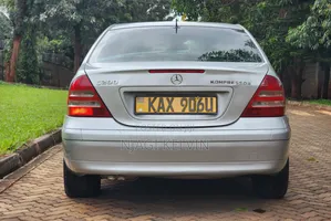 Mercedes-Benz C200 2003 Silver