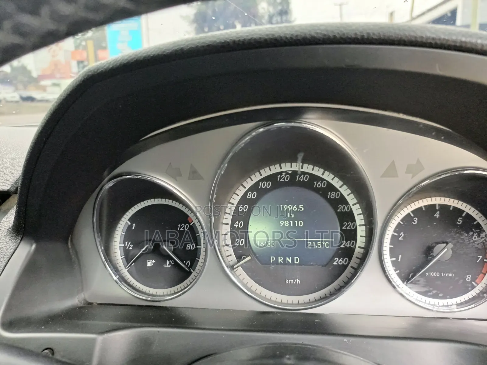 Mercedes-Benz C200 2011 White