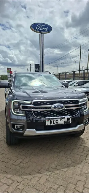 Ford Ranger 2025 Gray