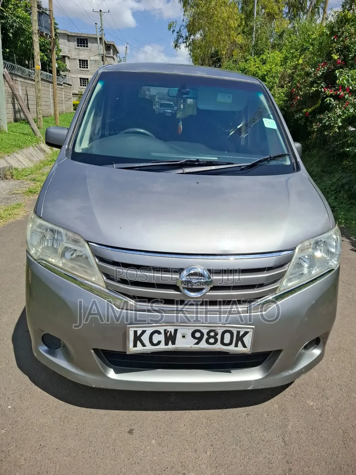 Nissan Serena 2012 Gray