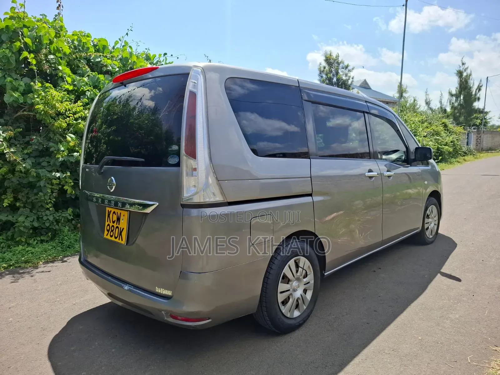 Nissan Serena 2012 Gray