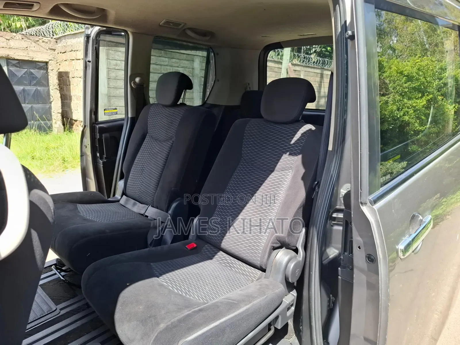 Nissan Serena 2012 Gray