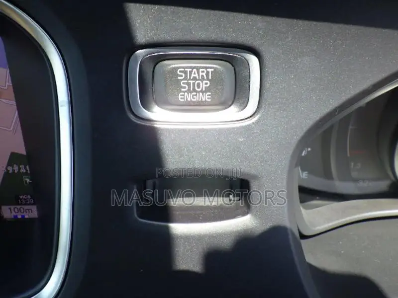 Volvo V40 2019 Beige