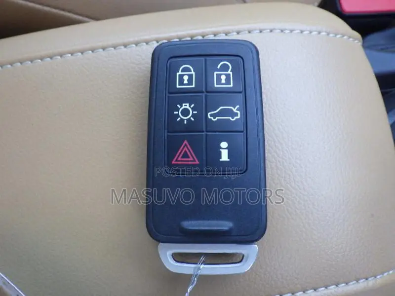 Volvo V40 2019 Beige