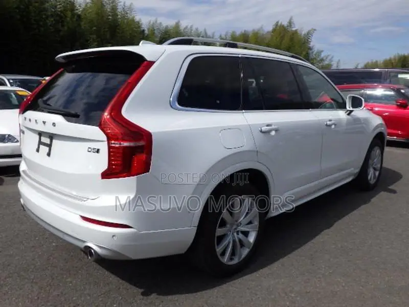 Volvo XC90 2019 Pearl