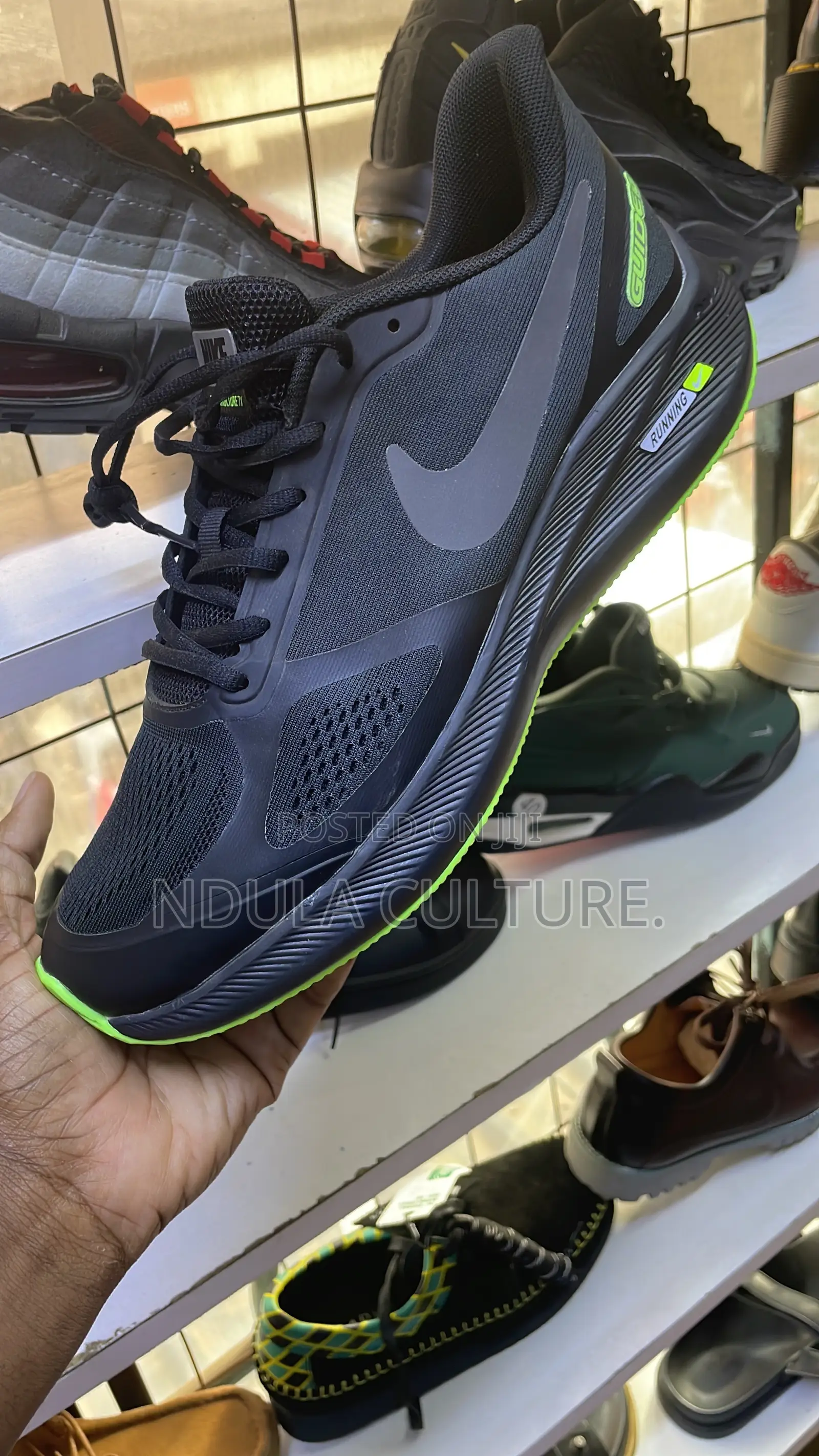 Nike Zoom Pegasus Running Shoes