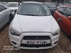 Mitsubishi RVR 2.0 2011 White