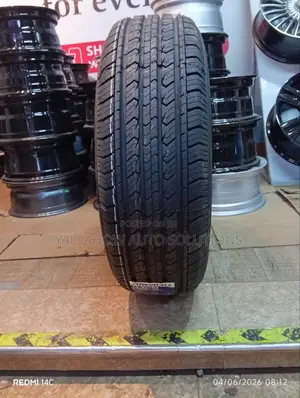 Townhall Th-Ht802 225/65r17 Tire - All-Season Highway Terrain Radial