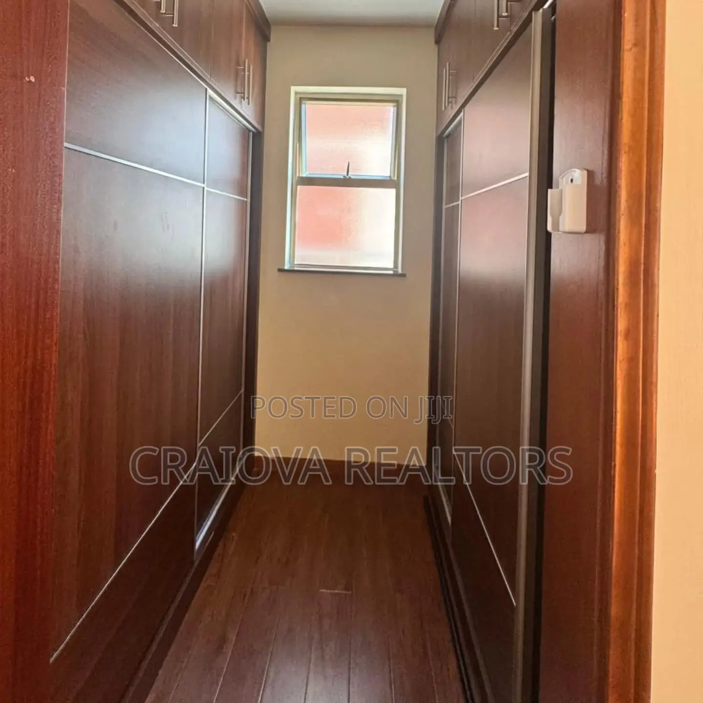 5bdrm Townhouse / Terrace in Maziwa for rent
