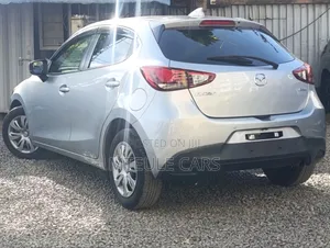 Mazda Demio 2019 Silver
