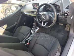 Mazda Demio 2019 Silver