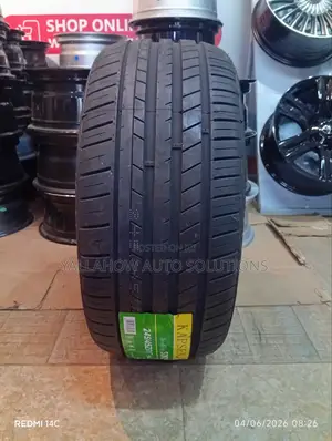 Kapsen Sportmax Sr17 Tire - Asymmetric Sport Radial