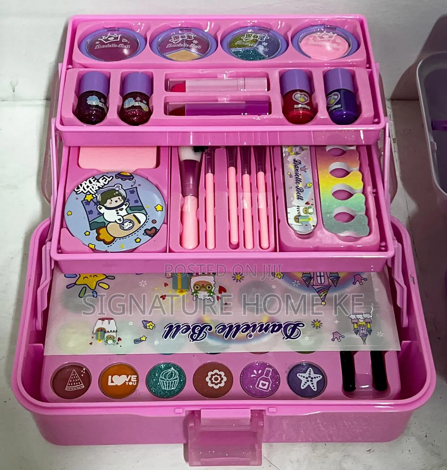 Children / Kid's Makeup Set