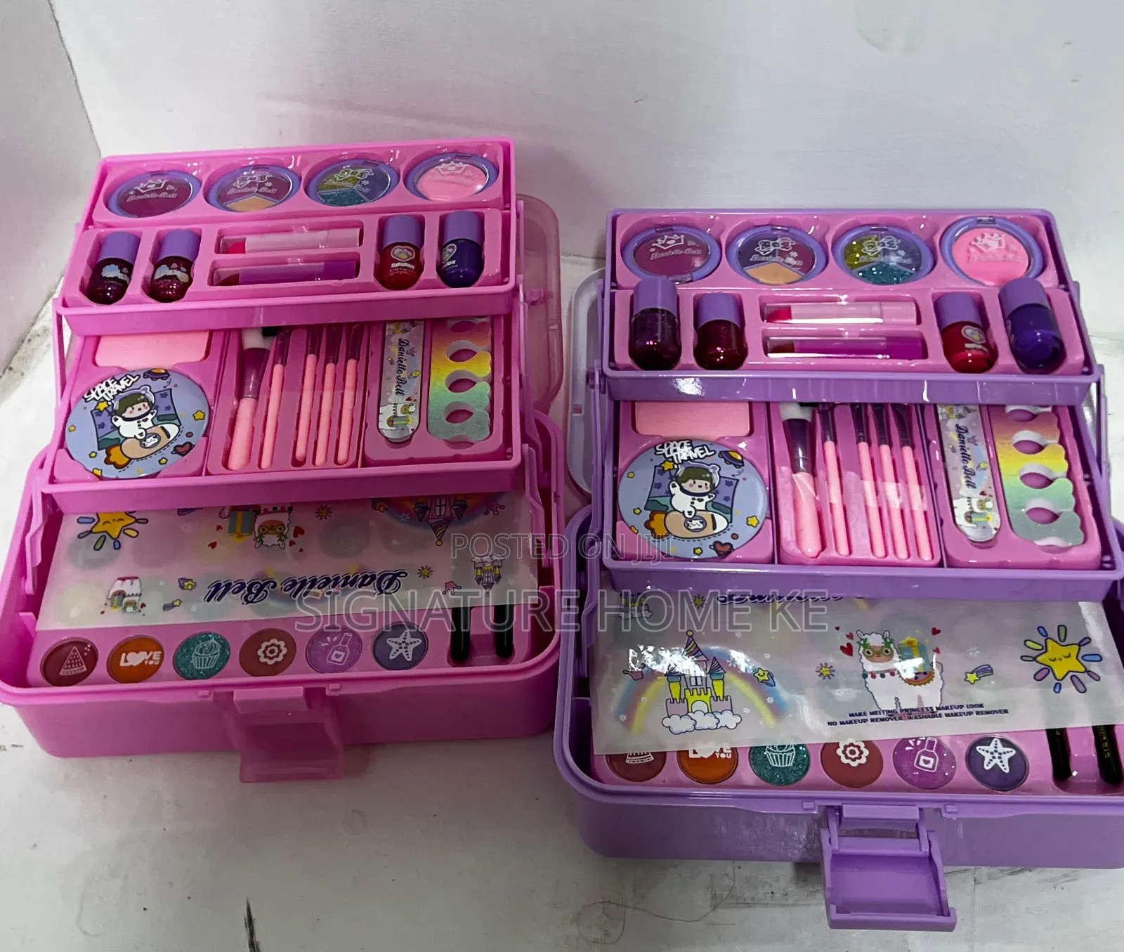 Children / Kid's Makeup Set