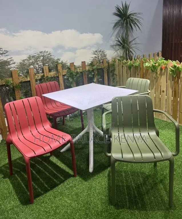 Outdoor Chair: Large Seat Pp Dining Chair With Armrests