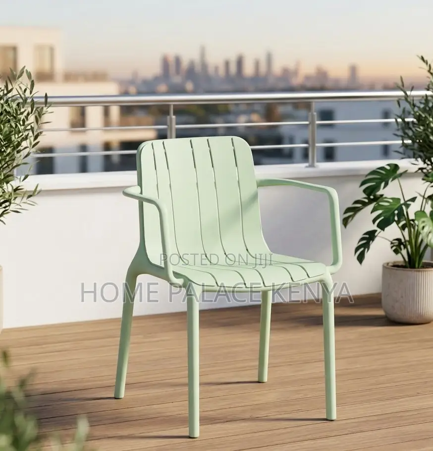 Outdoor Chair: Large Seat Pp Dining Chair With Armrests