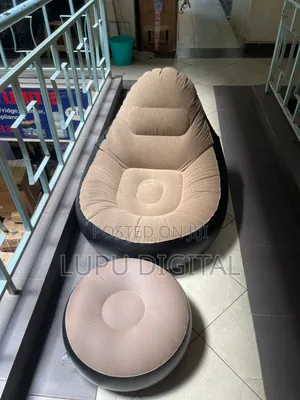 Inflatable Seat With Foot Rest Colors: Beige Purple