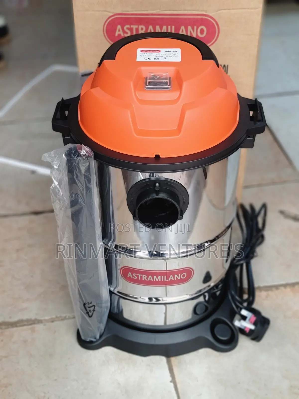 Astramilano Vacuum Cleaner 20litres